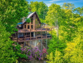 Breathtaking 5-Bedroom Getaway with game room, hot tub, and theatre room